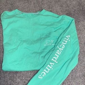 Vineyard vines long sleeve tee